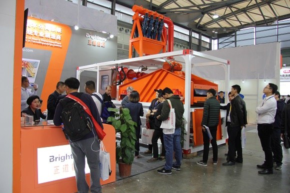 正道能源2018上海寶馬展開幕