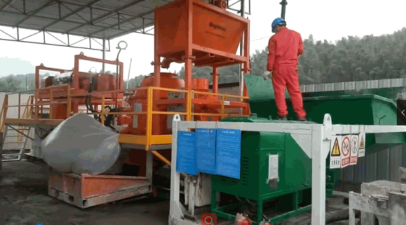 四川泥漿不落地系統(tǒng)現(xiàn)場開始運行